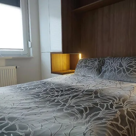 Apartment Gold Lux1